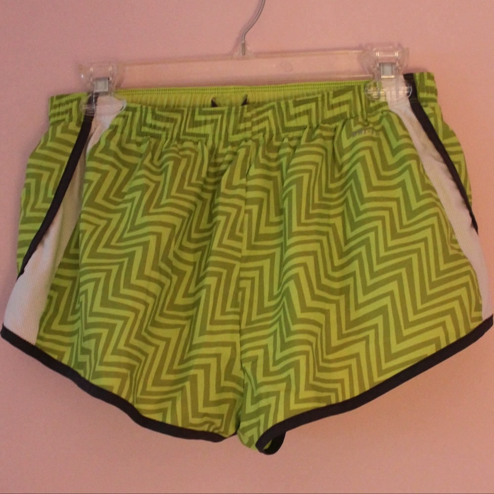 DRI - FIT Nike Running Shorts - Picture 3 of 7